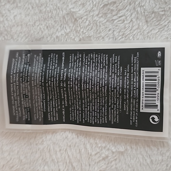 Marc Jacobs black eyeliner - Picture 2 of 5